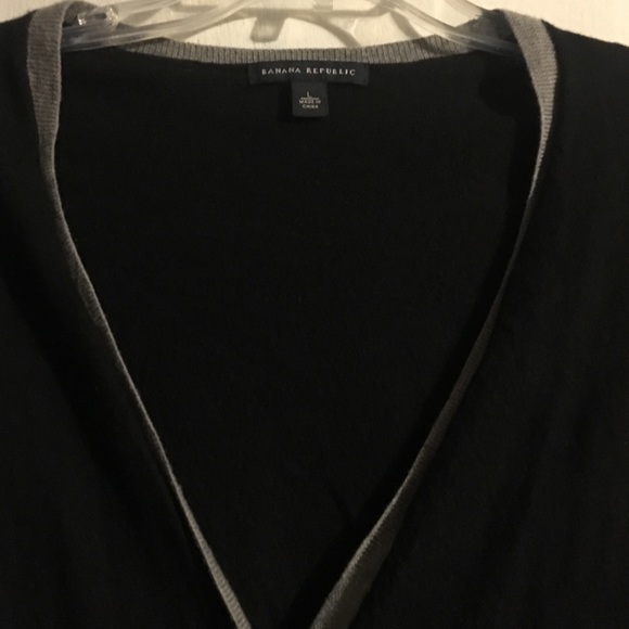 Banana Republic sweater cardigan - Picture 2 of 5